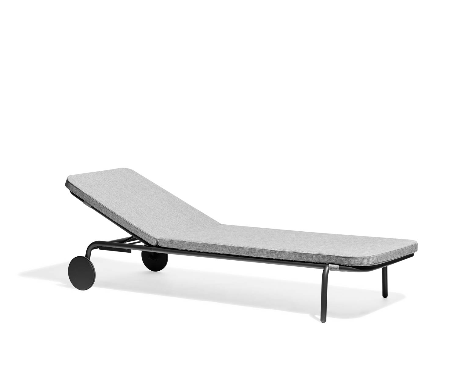Exclusive Todus Starling sun lounger with fabric cover in white Exclusive Todus Starling sun lounger with fabric cover in white