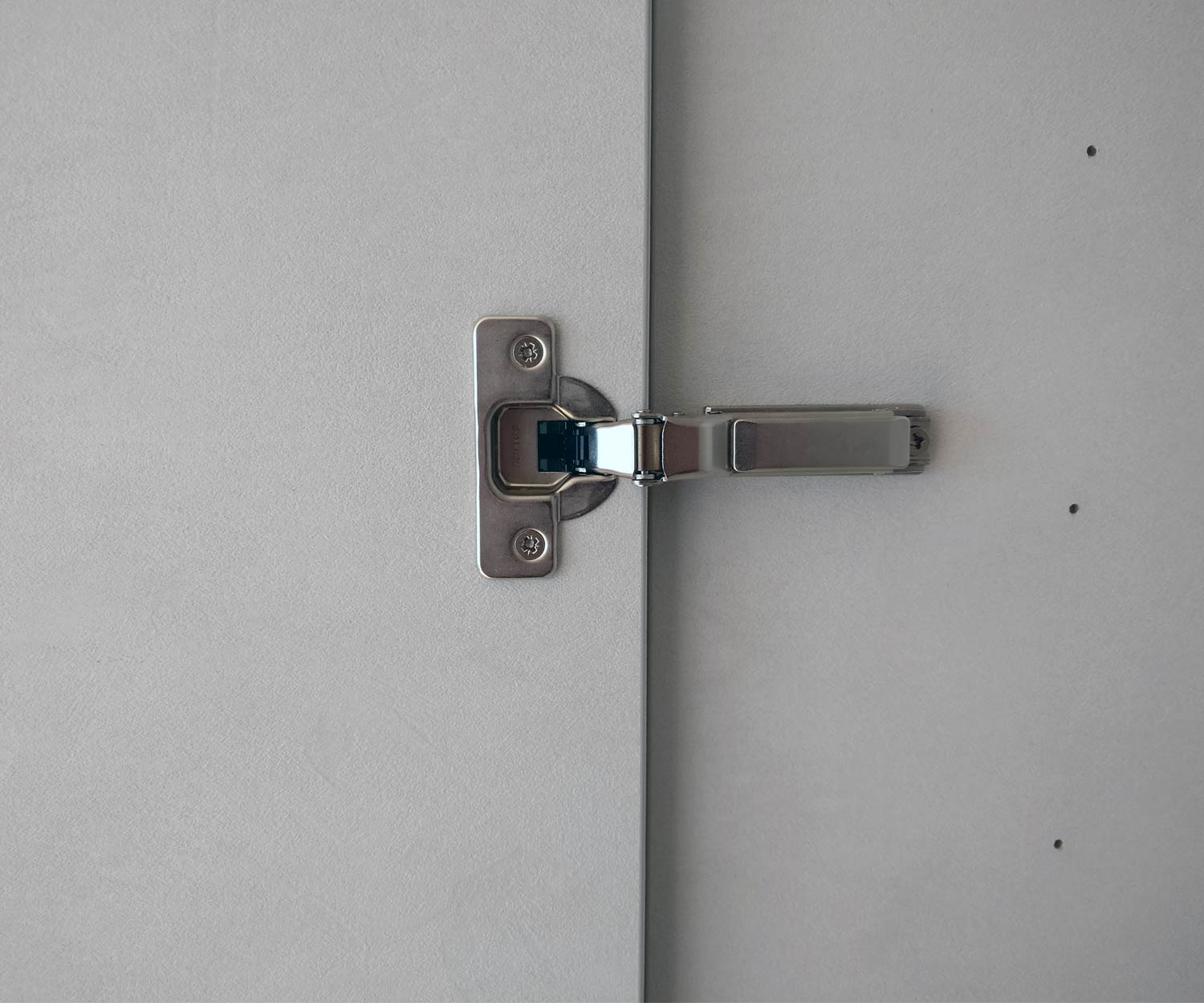 High-quality Livitalia Design wardrobe Liscia fitting with integrated damper High-quality Livitalia Design wardrobe Liscia fitting with integrated damper