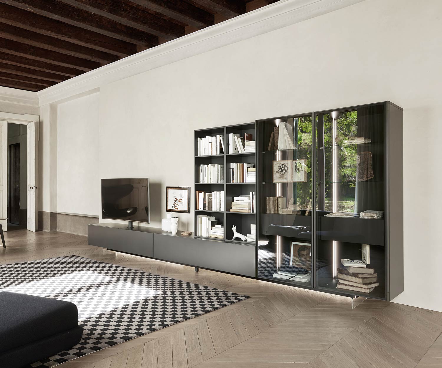 Exklusive Livitalia Design Wohnwand C43 mit Glasvitrine in Braun Matt lackiert