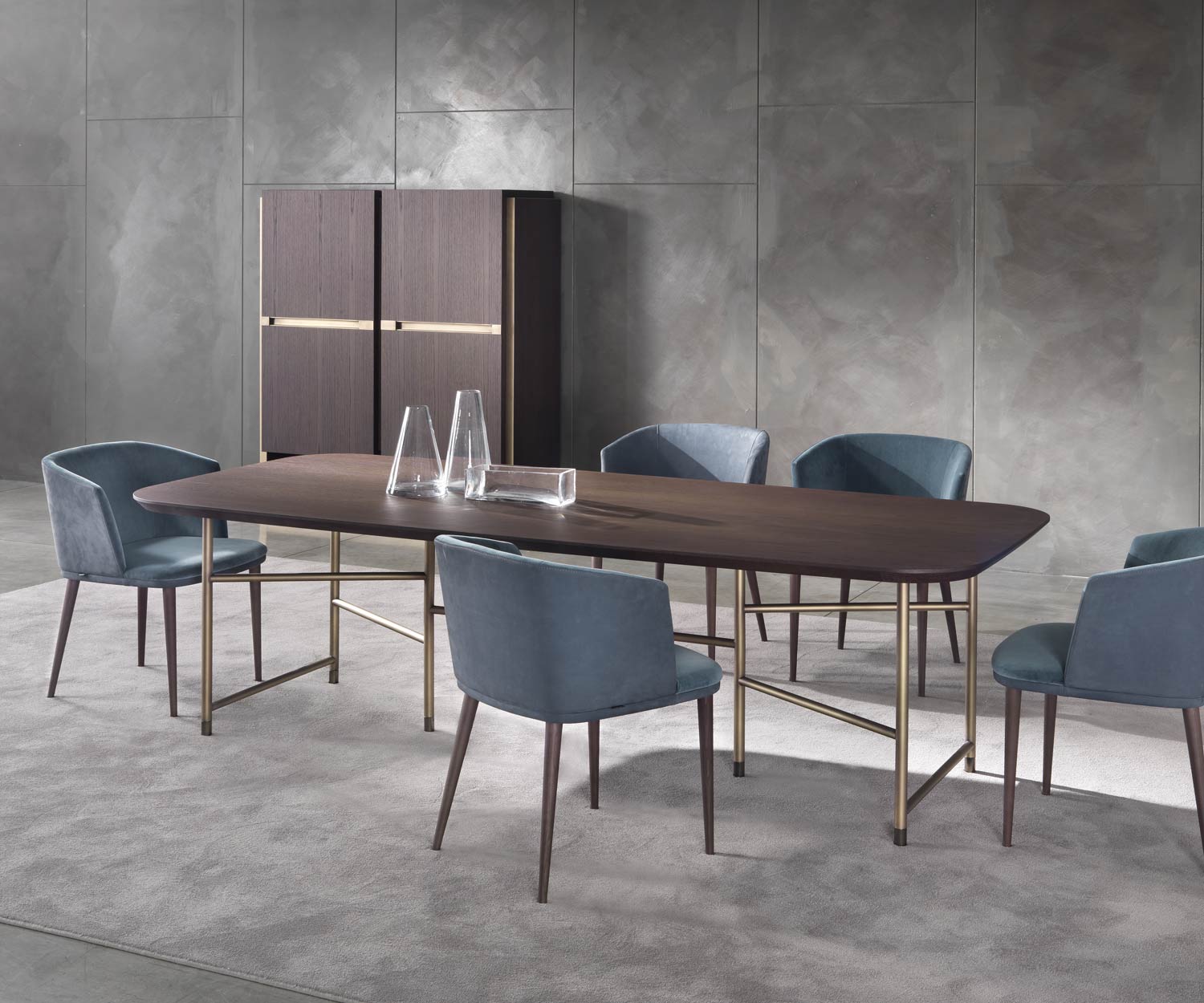 Design luxury dining table Kyoto in oak in the dining room as an example rectangular table top