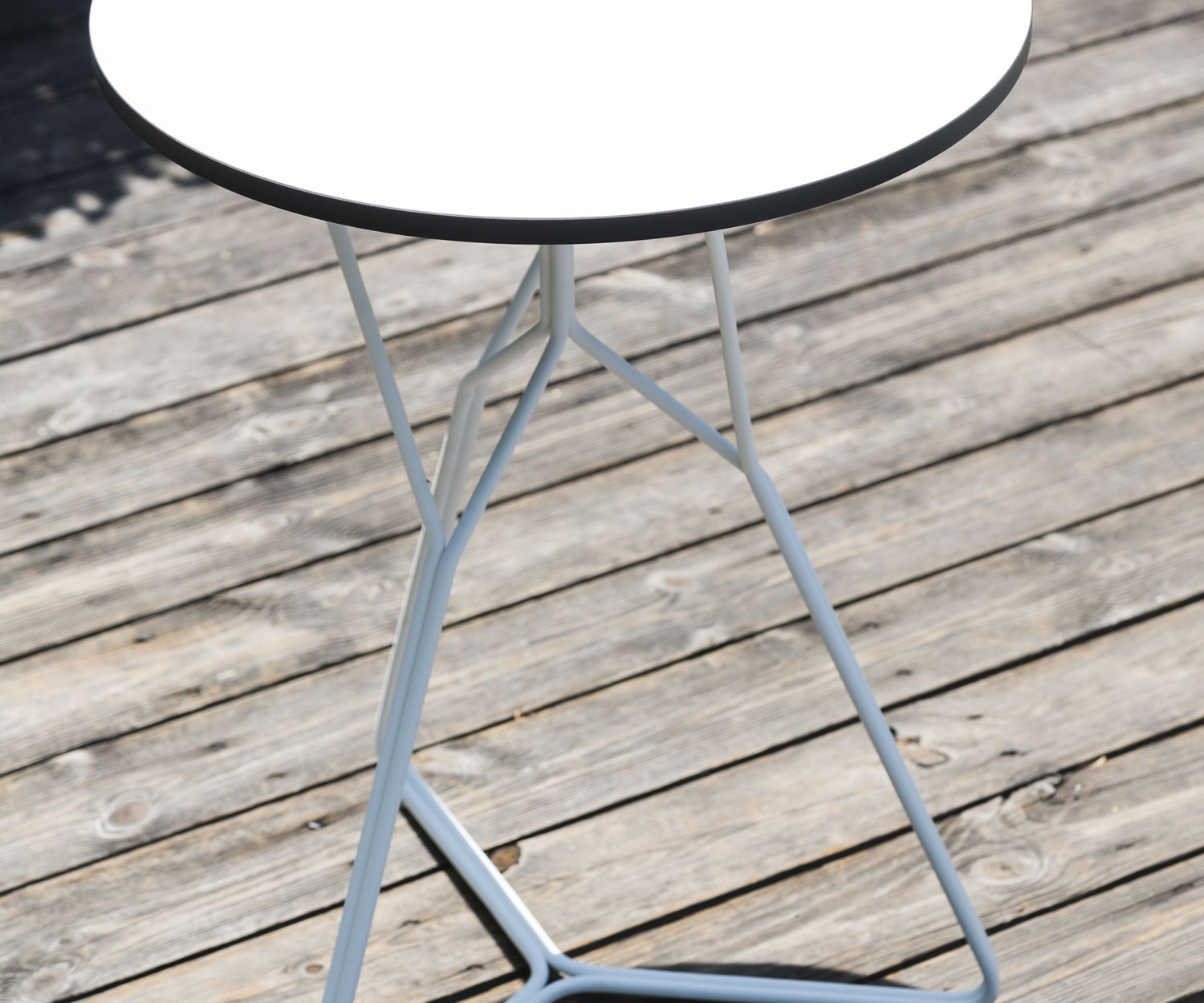 Oasiq Edelstahl Gartentische der Serac Serie Oasiq Edelstahl Gartentische der Serac Serie