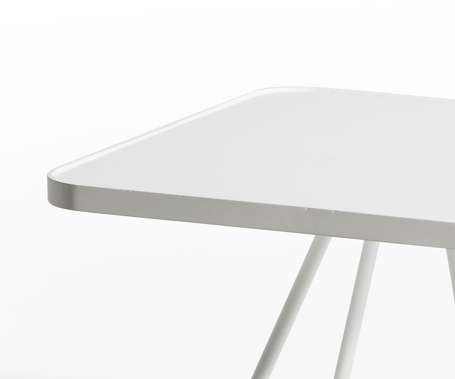 Oasiq Attol Aluminium Beistelltisch weiß 55x55x42cm 