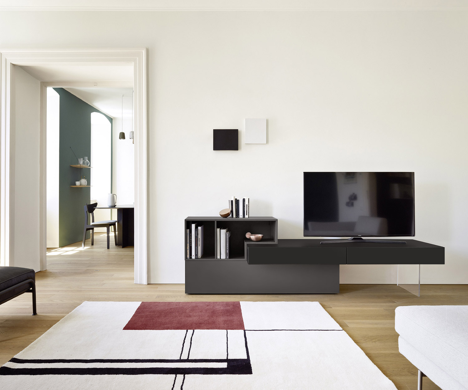 Exklusive Design TV Wohnwand von Livitalia schwebender Effekt durch Acrylstandfuß Eiche Dunkel Exklusive Design TV Wohnwand von Livitalia schwebender Effekt durch Acrylstandfuß Eiche Dunkel