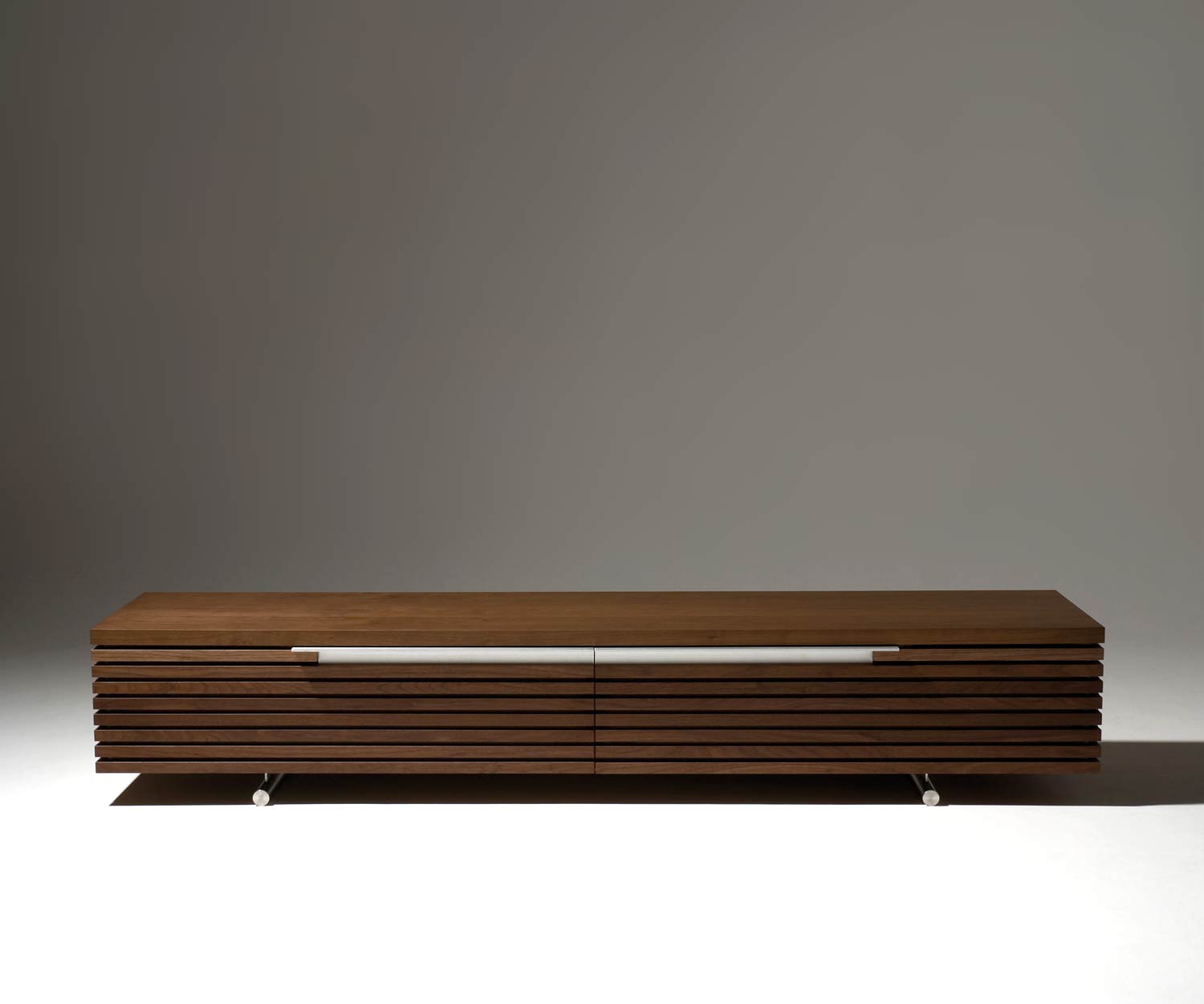 Exclusive Conde House Tosai Design Design lowboard solid walnut