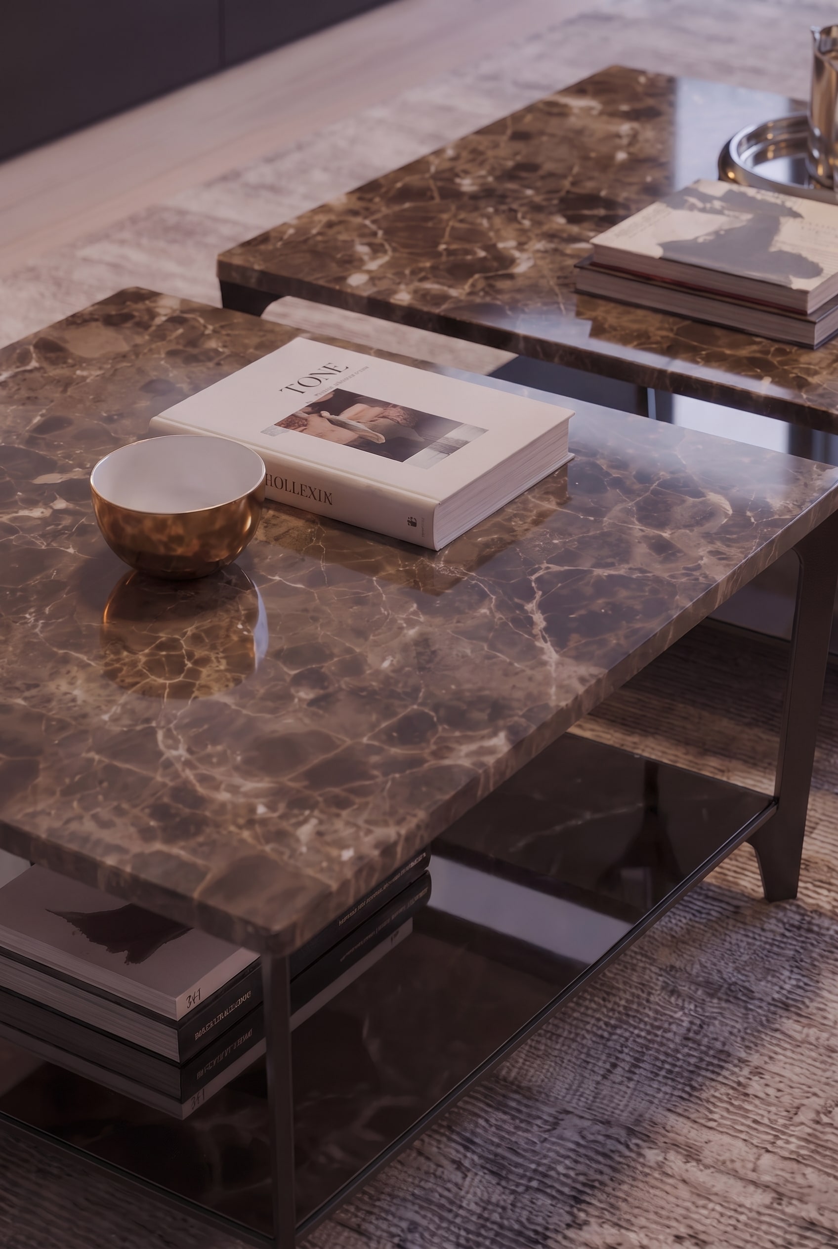 Marelli Couchtisch Tab con piano elegante e struttura minimalista come fulcro di un moderno gruppo salotto.