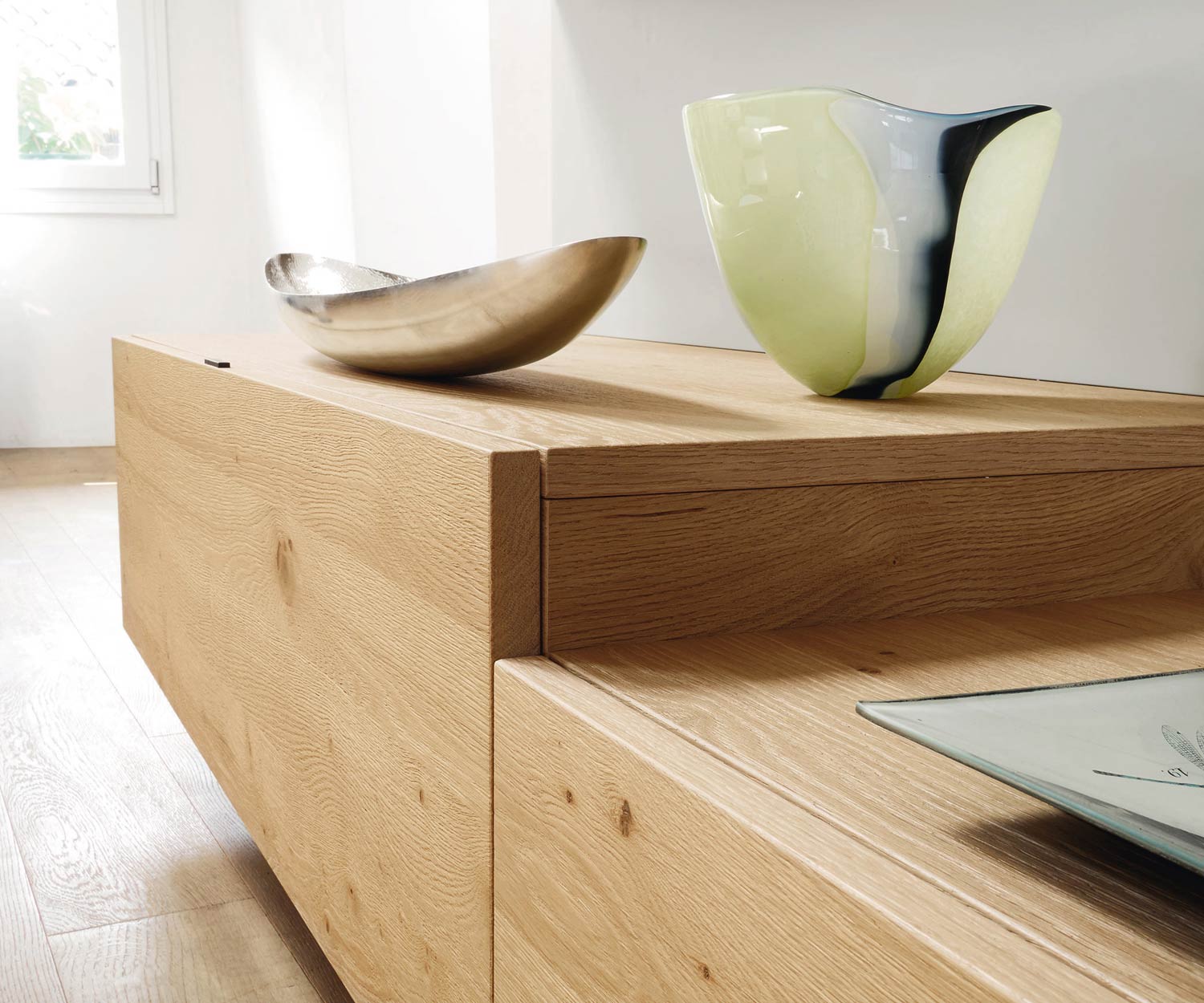 High-quality Livitalia Design wall unit C42 with natural oak finish High-quality Livitalia Design wall unit C42 with natural oak finish