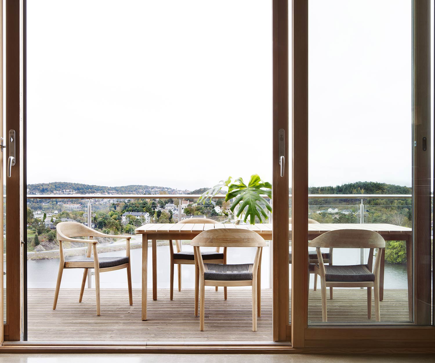Moderner Oasiq Skagen Teak Design Terrassentisch für bis zu 6 Personen Moderner Oasiq Skagen Teak Design Terrassentisch für bis zu 6 Personen
