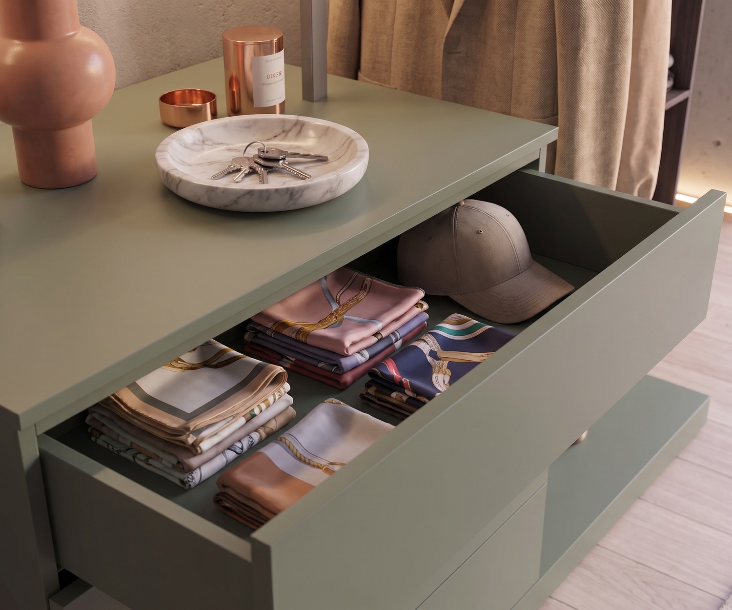 Kommode Easy 4 mit Garderobe in Grün Flurkommode Easy 4 mit Garderobe von Novamobili in Grün, geöffnete Schublade für Accessoires im italienischen Design.