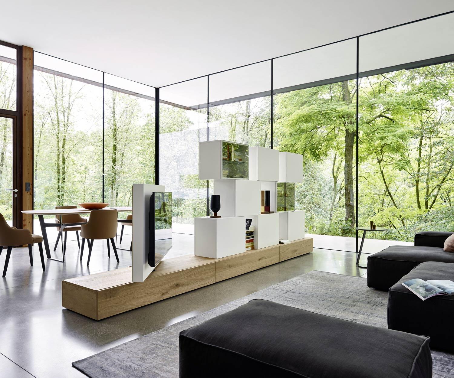 Moderne Livitalia Raumteiler Design Wohnwand C46 in Eichenfurnier und Weiß Matt lackiert
