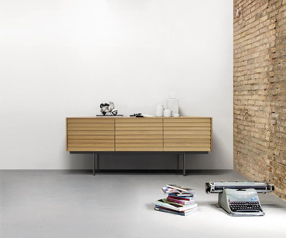 Punt Sussex sideboard with feet B177 super matt oak Punt Sussex sideboard with feet B177 super matt oak