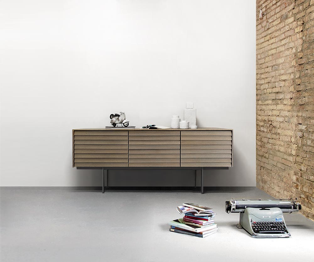 Punt Sideboard Sussex B 177,5 hohe Füße Eiche Grau Siena