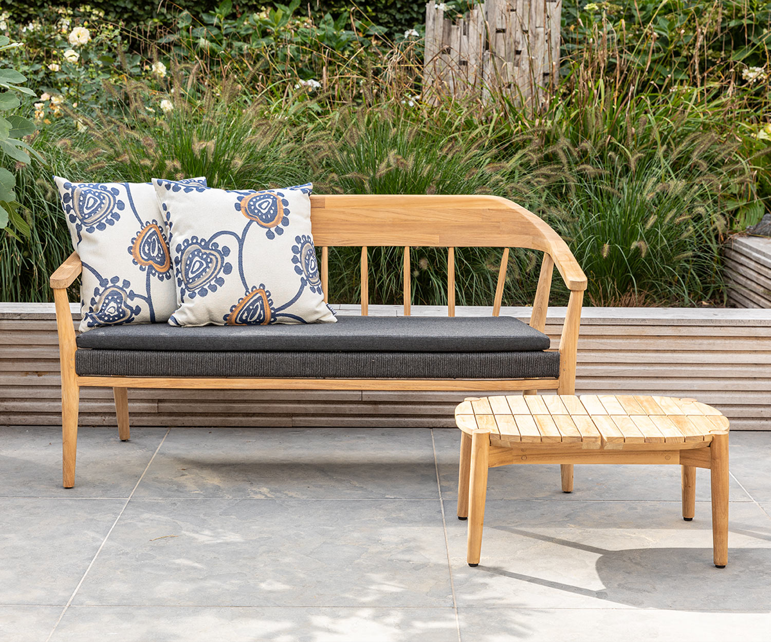 Exklusiver Oasiq Copenhagen 2 Sitzer Sofa Teak Holz Gestell Anthrazit Bespannung Exklusiver Oasiq Copenhagen 2 Sitzer Sofa Teak Holz Gestell Anthrazit Bespannung