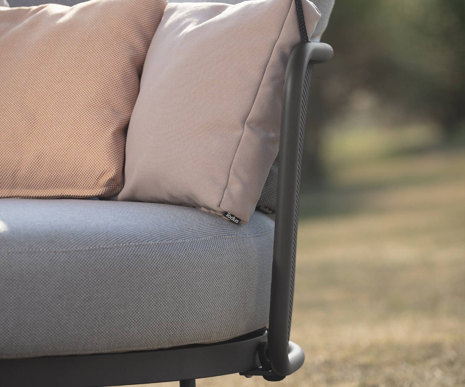 Moderner Todus Baza Designer Round Swing Schaukelsessel im Detail Gestell Polster Moderner Todus Baza Designer Round Swing Schaukelsessel im Detail Gestell Polster