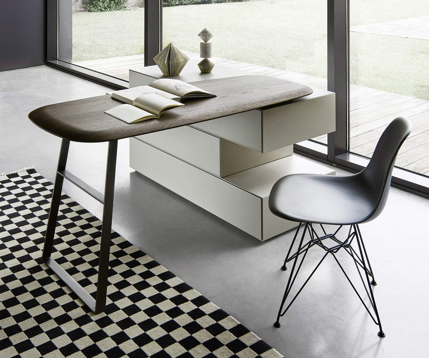 High-quality Livitalia Ecletto design chest of drawers with swivelling dressing table High-quality Livitalia Ecletto design chest of drawers with swivelling dressing table