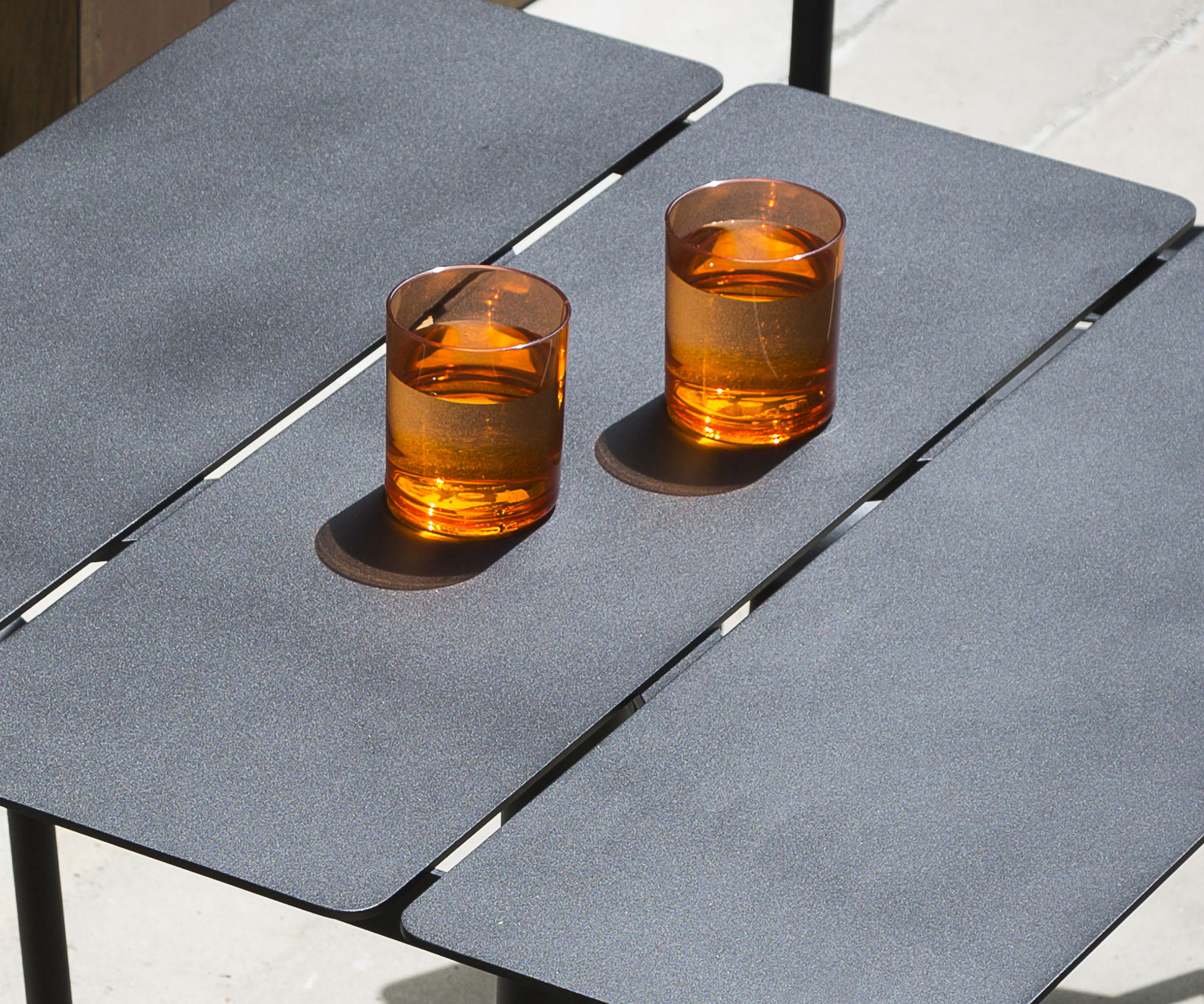 Oasiq Ceru aluminium dining table W 70 cm anthracite Oasiq Ceru aluminium dining table W 70 cm anthracite