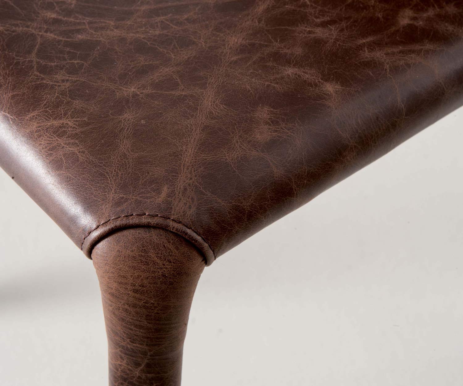 Ozzio Design chair Lunette leather vintage