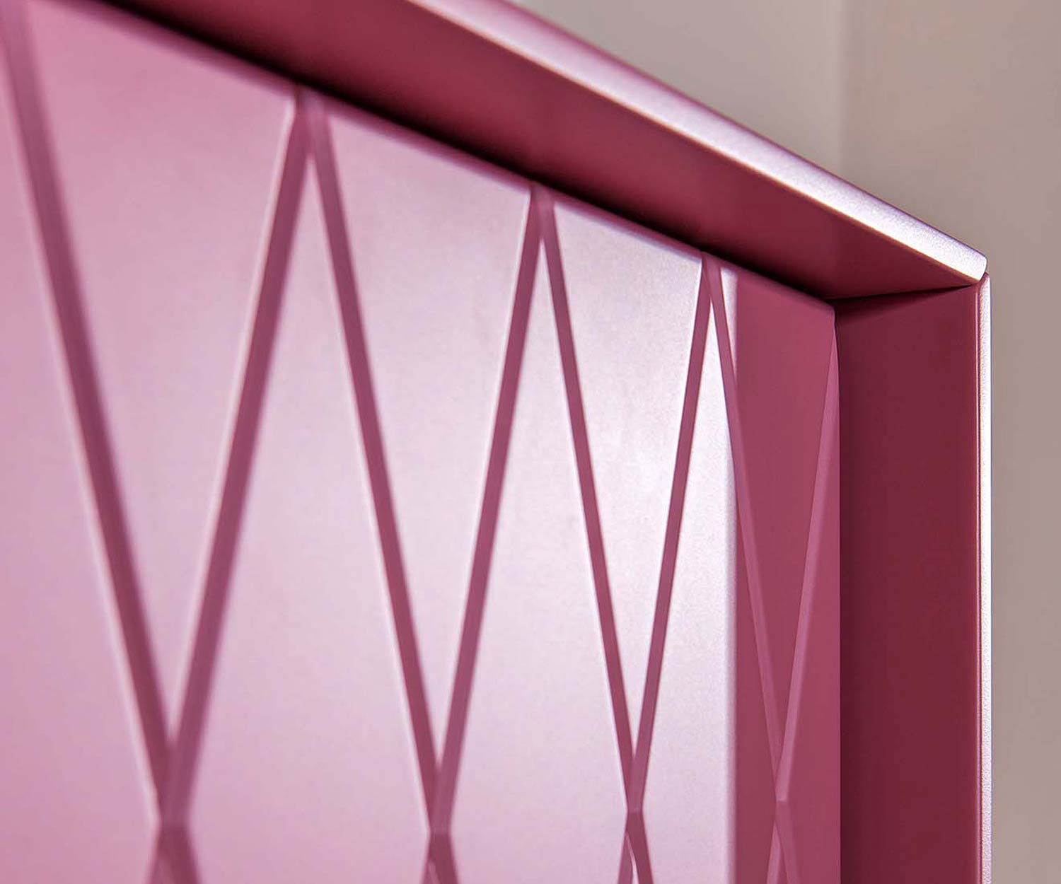 Modern al2 design highboard e klipse 009 in pink