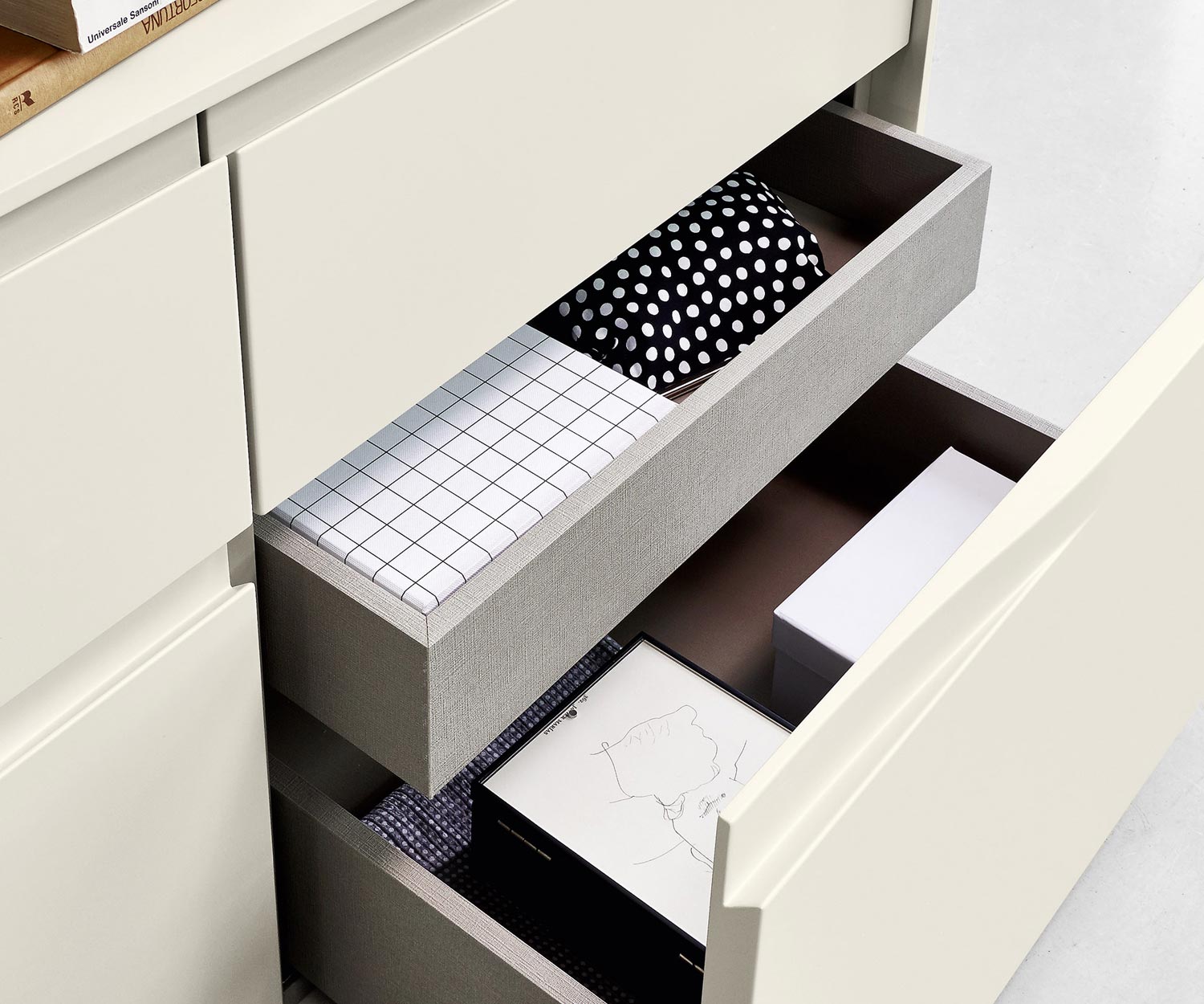 High-quality Livitalia Vela design chest of drawers in detail with open drawer