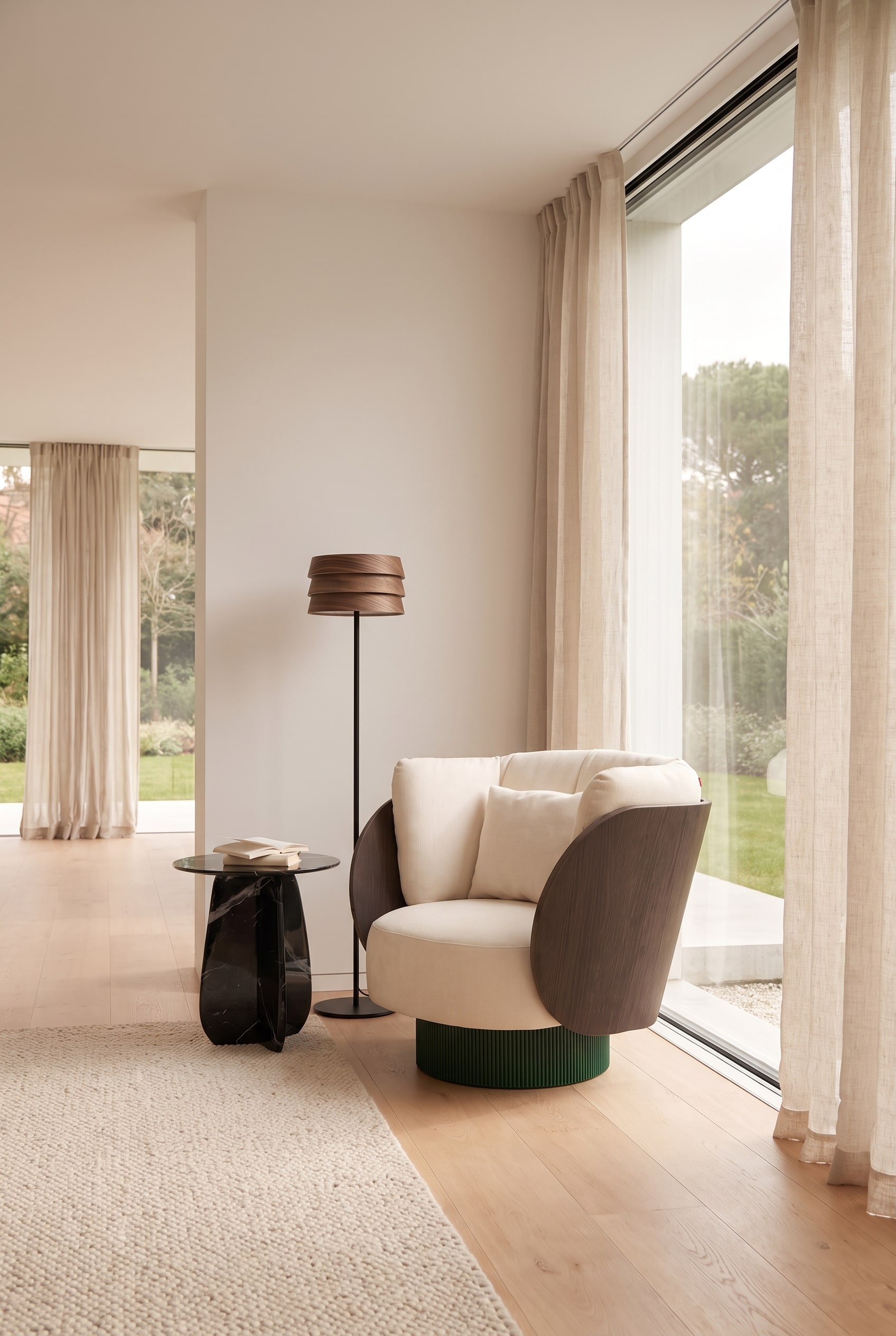 Moderne woonkamer met vloeiende architectonische lijnen en een organisch gevormde fauteuil.