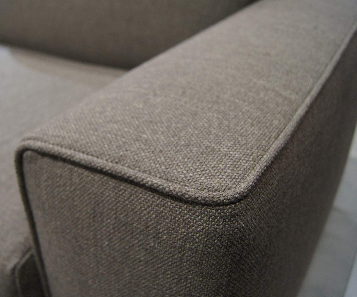 Pol74 Lario Prestige Schlafsofa Armlehne Fango 8 Pol74 Lario Prestige Schlafsofa Armlehne Fango 8