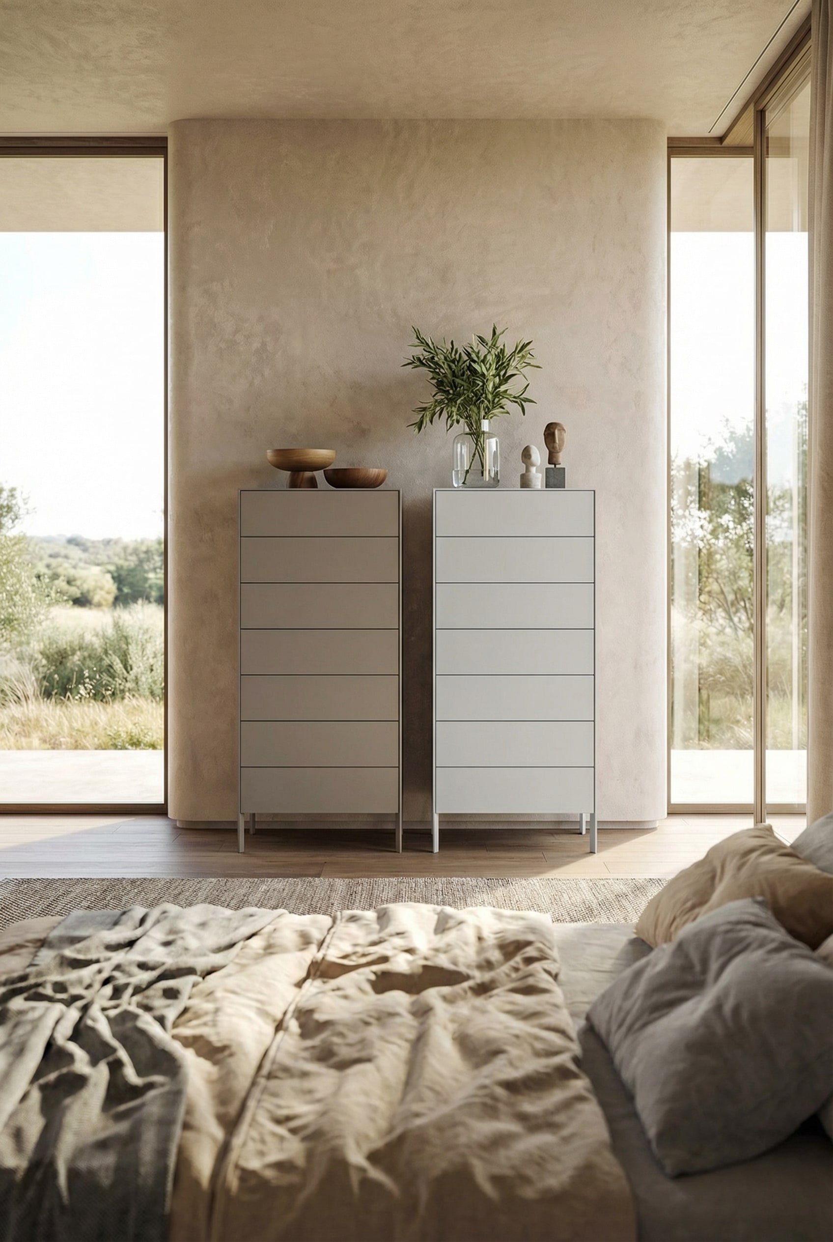 Hoge Capo d´Opera Another Day ladekast in een compacte maar luxueuze slaapkamer. Hoge Capo d´Opera Another Day ladekast in een compacte maar luxueuze slaapkamer.