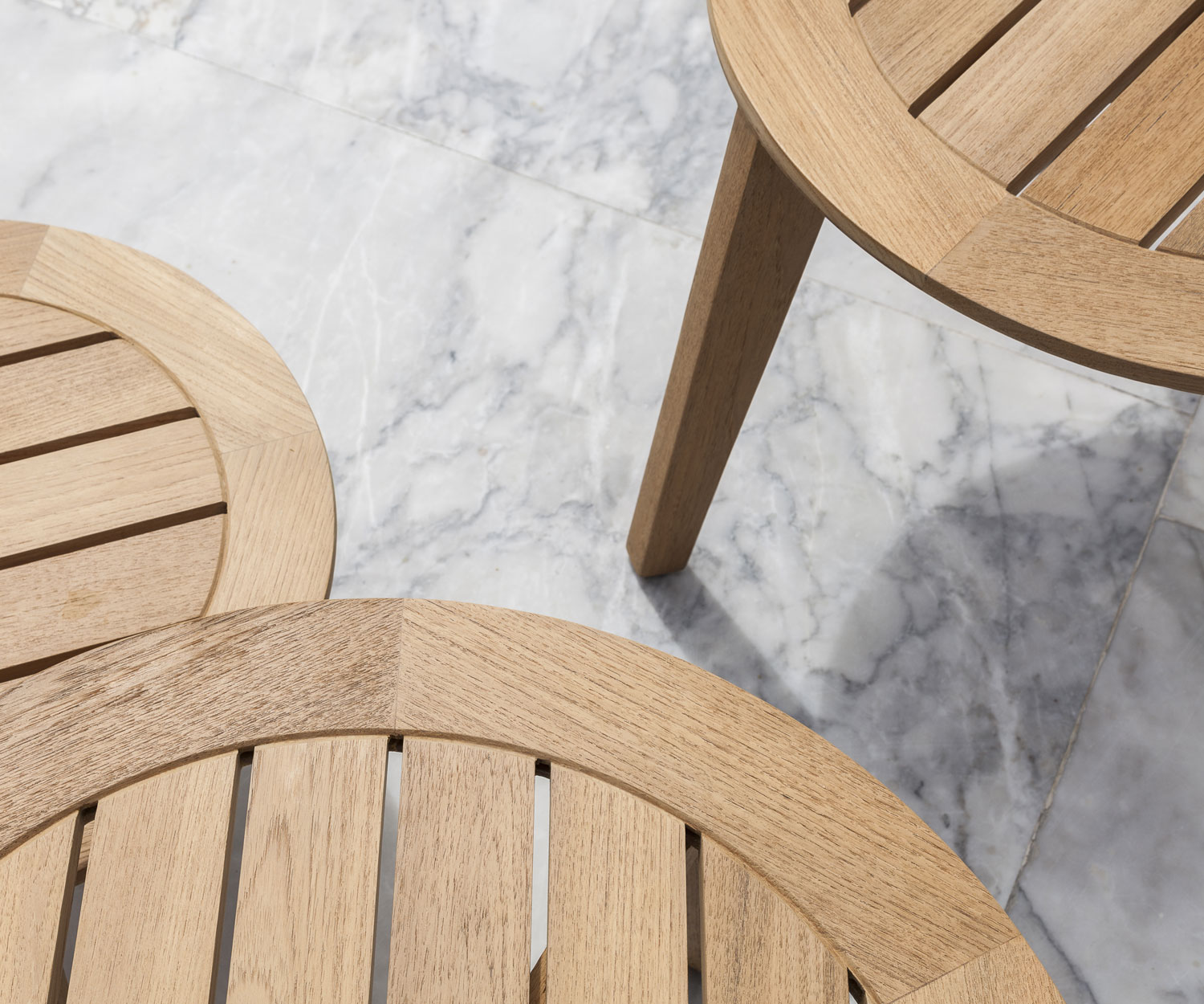 Oasiq Attol teak side table detail Oasiq Attol teak side table detail