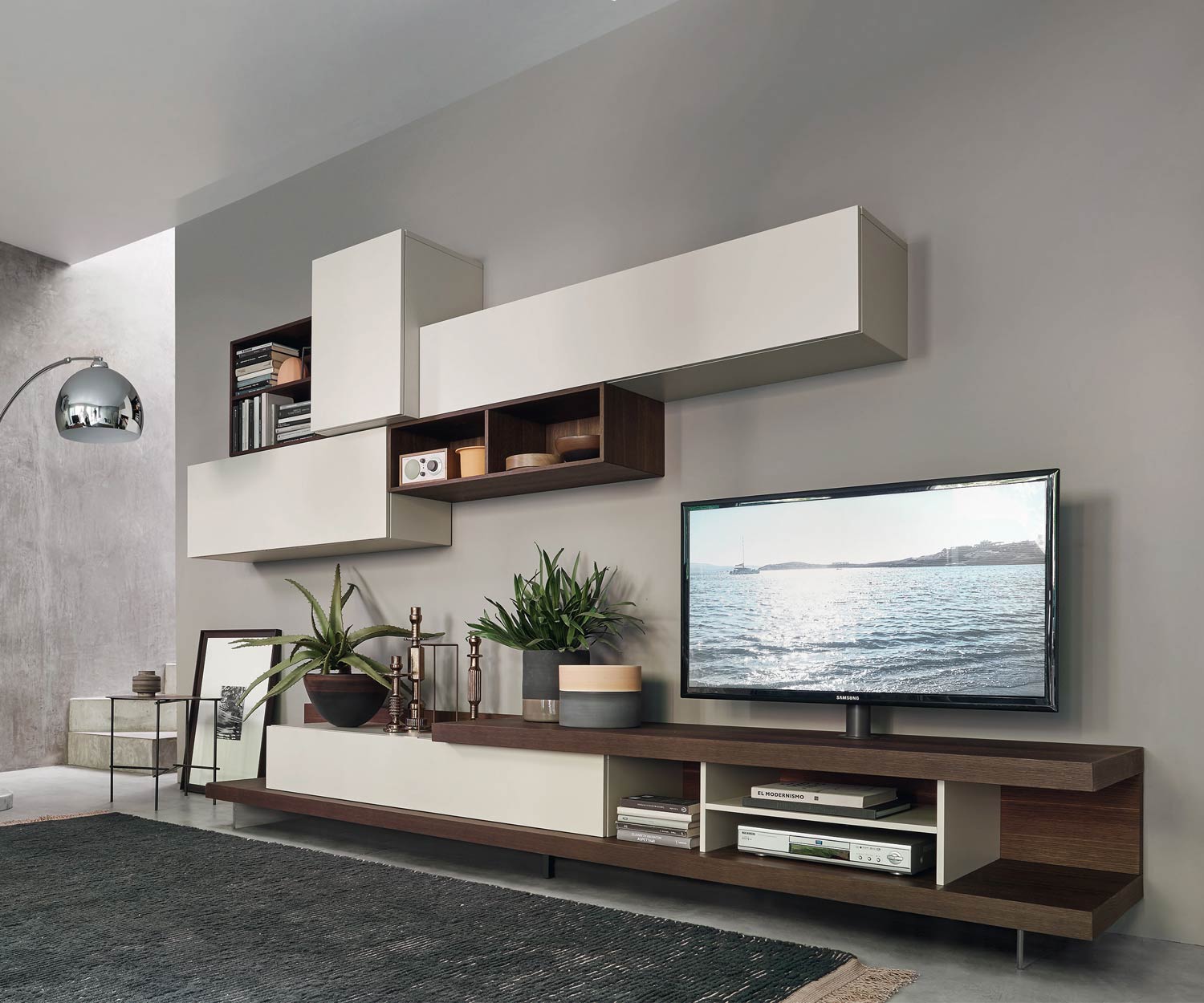 Exklusive Livitalia Design Wohnwand C52 mit TV Design Lowboard und Hängechränken