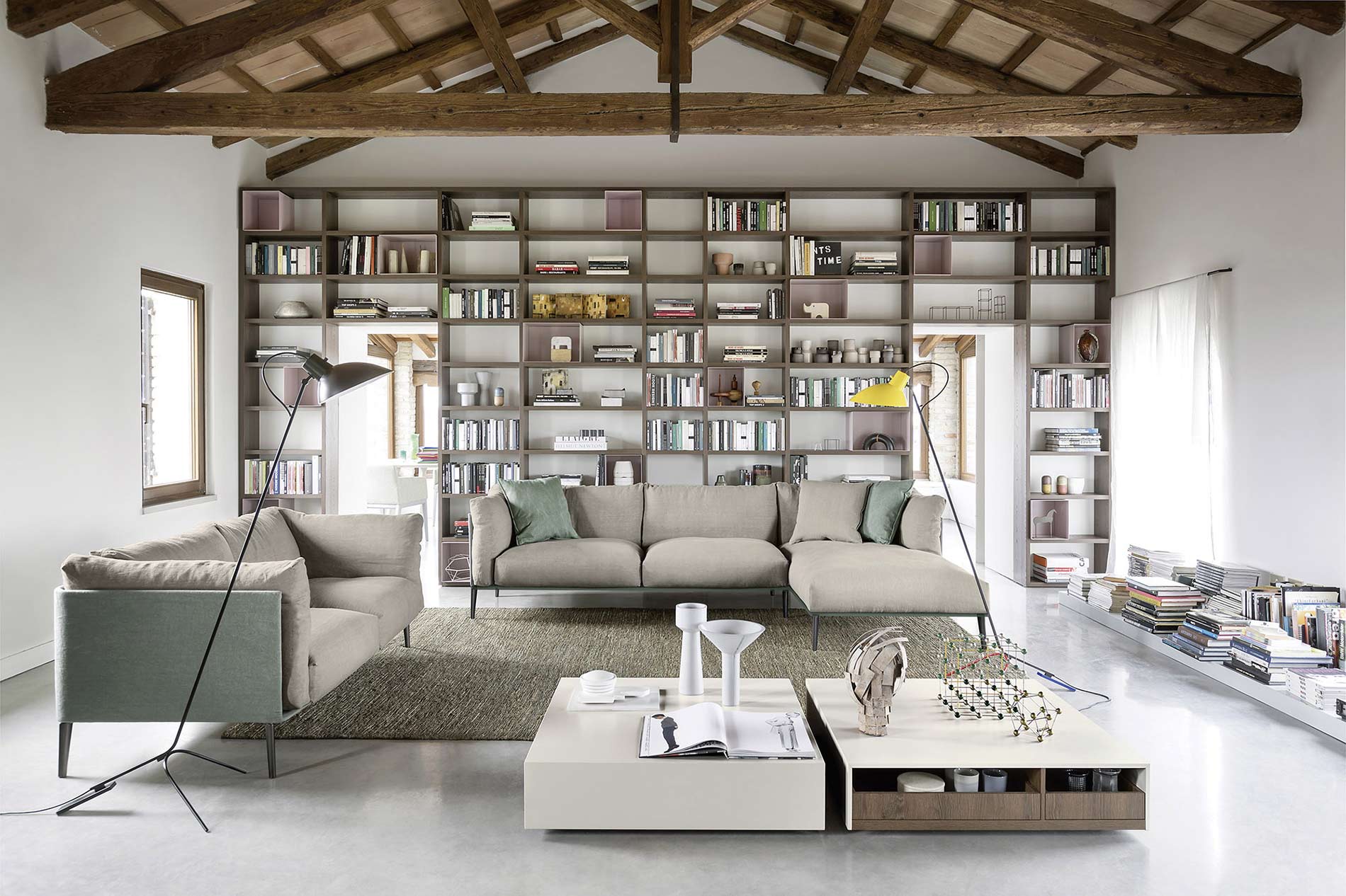 Design Ecksofa auf Fuessen