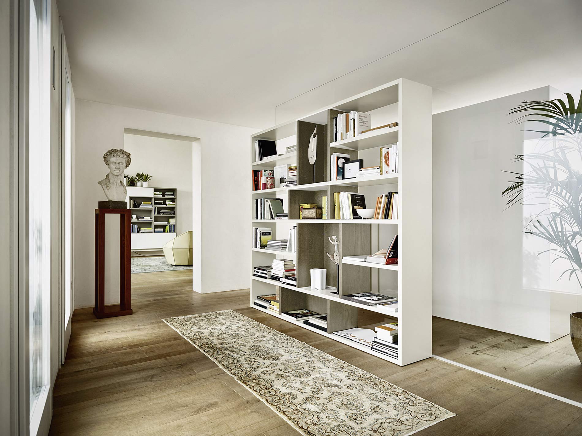 Design Buecherregal als Raumteiler Design Buecherregal als Raumteiler