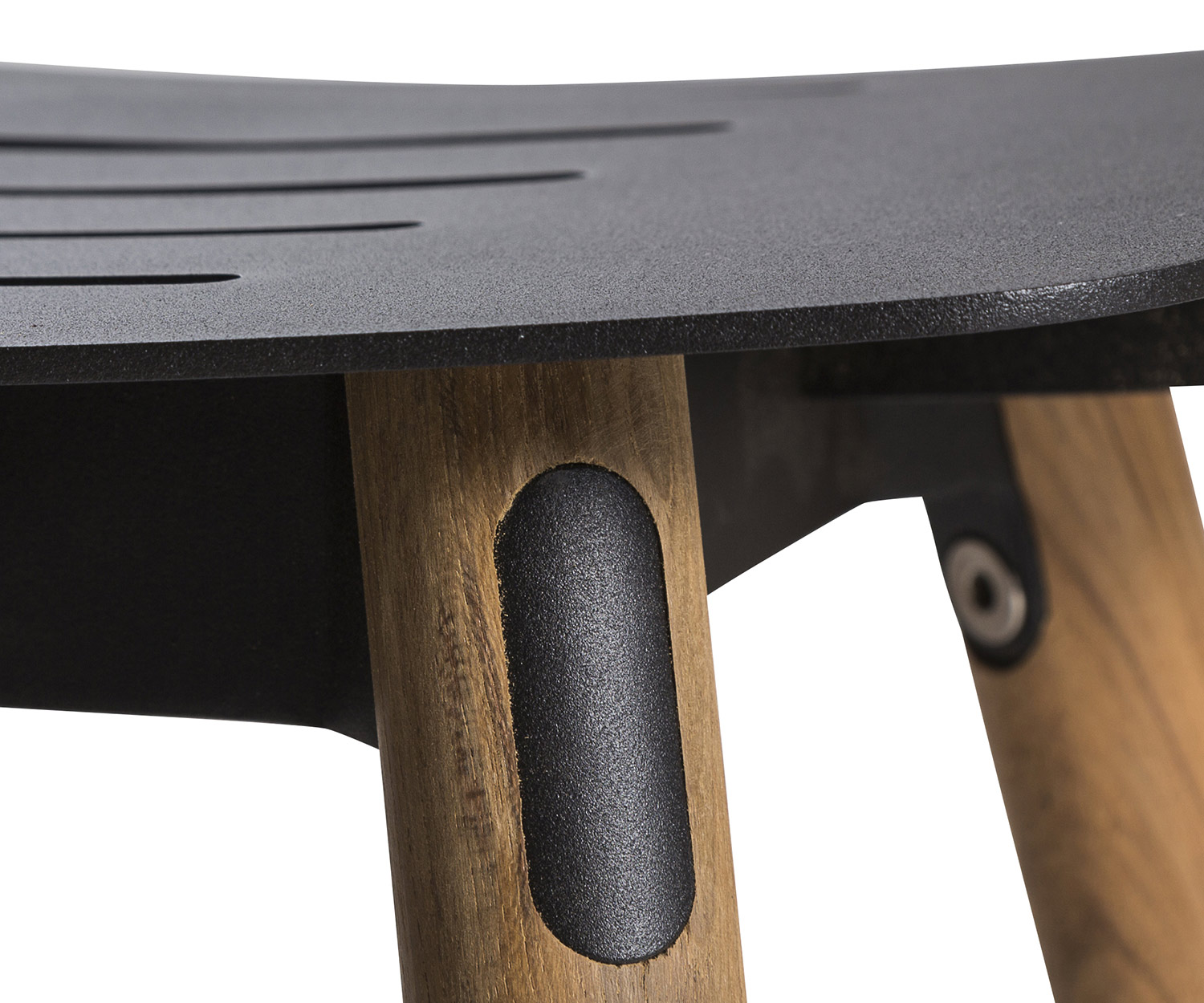 Hochwertiger Oasiq Coco Design Stuhl Teak Detail Beine und Sitzfläche Hochwertiger Oasiq Coco Design Stuhl Teak Detail Beine und Sitzfläche