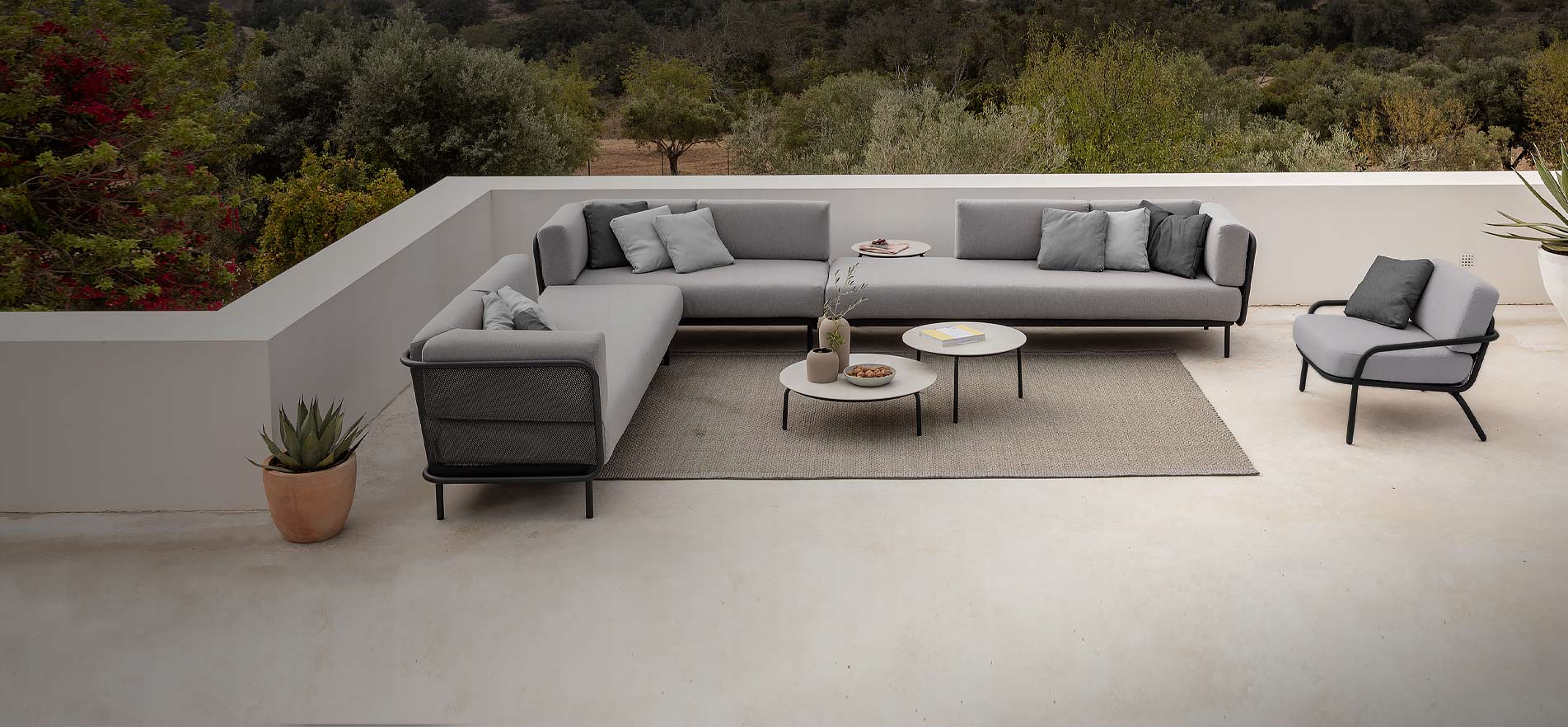 Design garden sofa