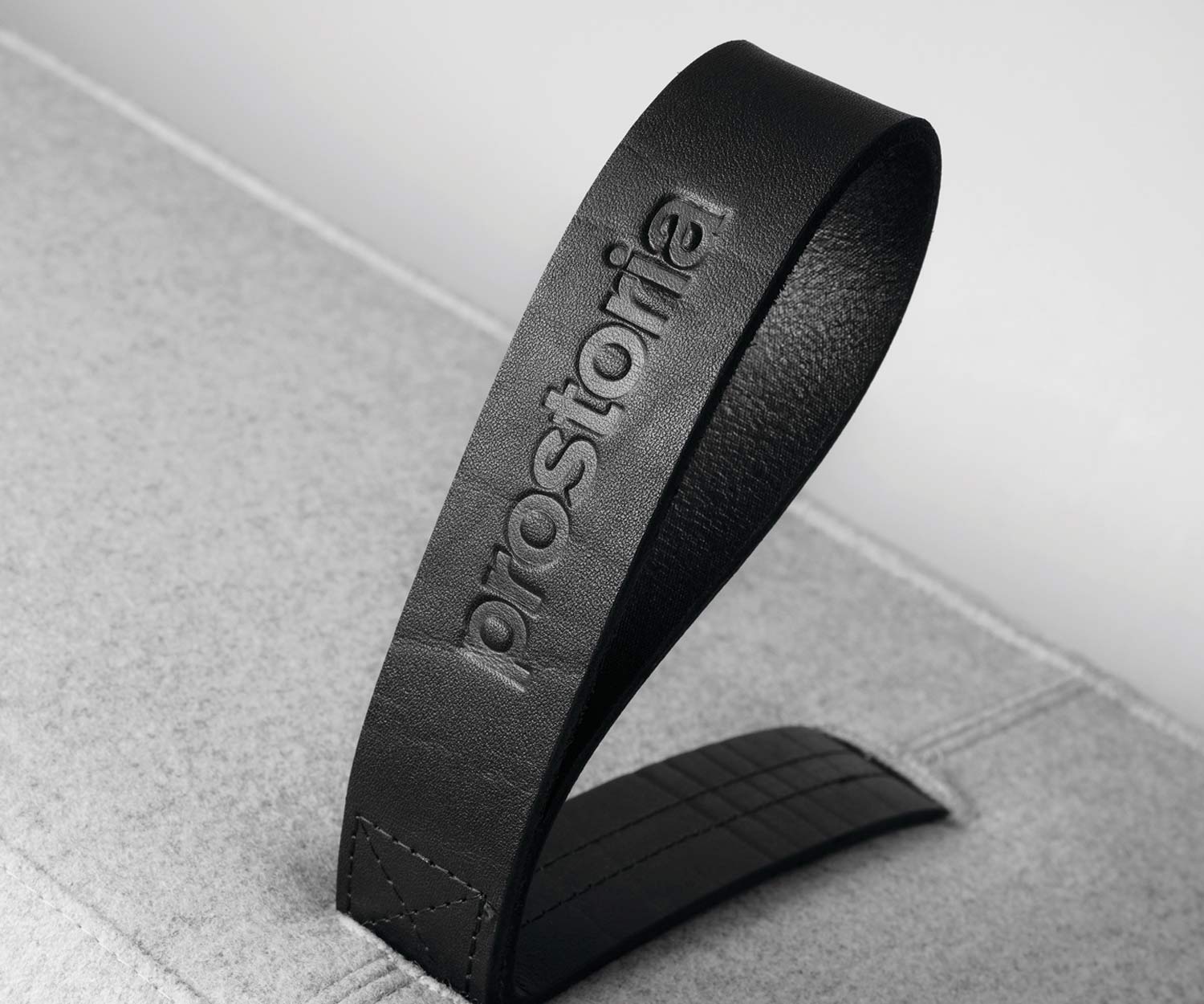 Prostoria Schlafsoa Revolve with detail of the loop for unfolding Prostoria Schlafsoa Revolve with detail of the loop for unfolding