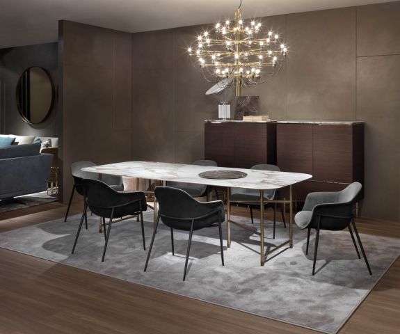 Upholstered Chia chair from Marelli in the dining room