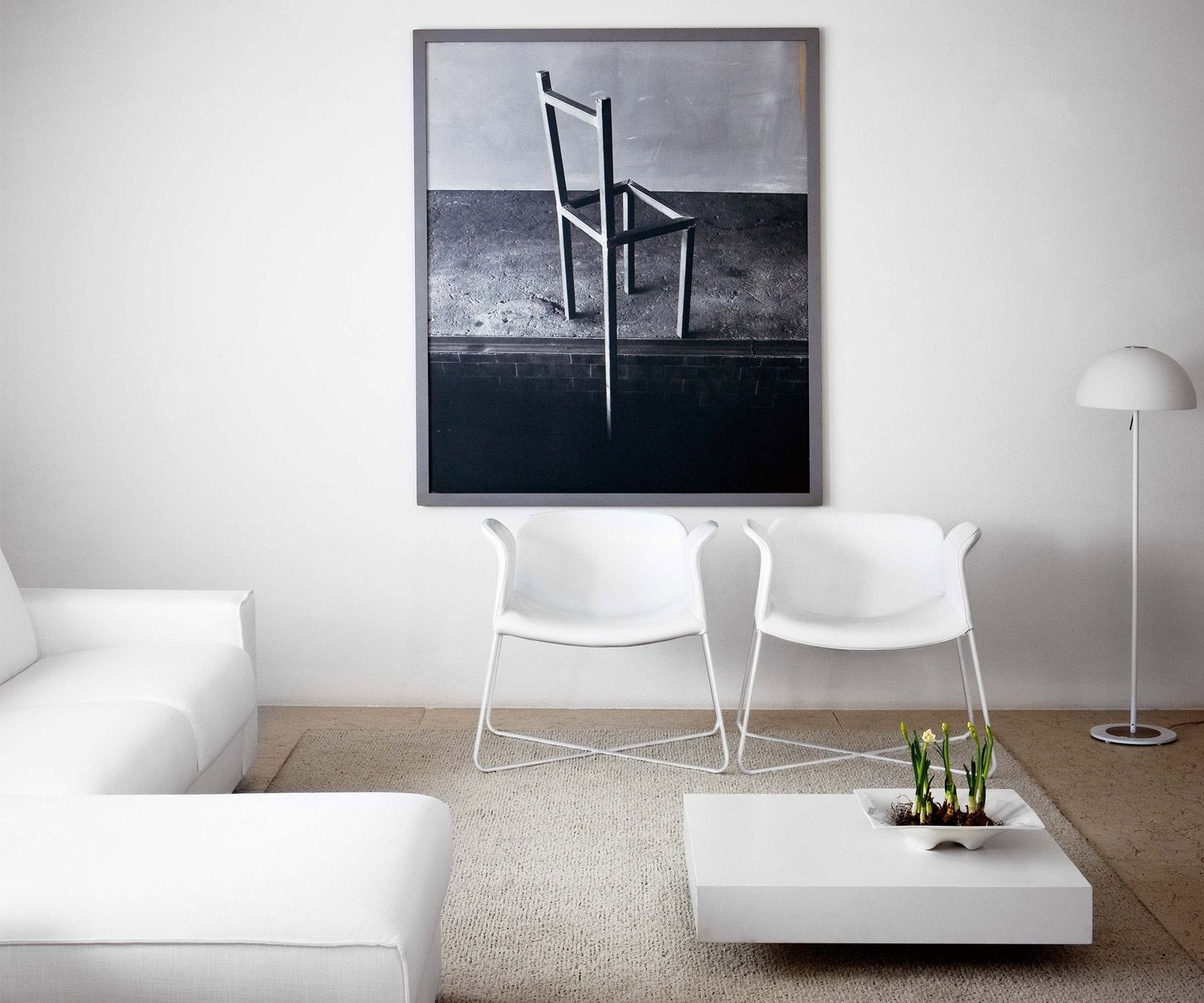 Novamobili Shadow coffee table in matt white