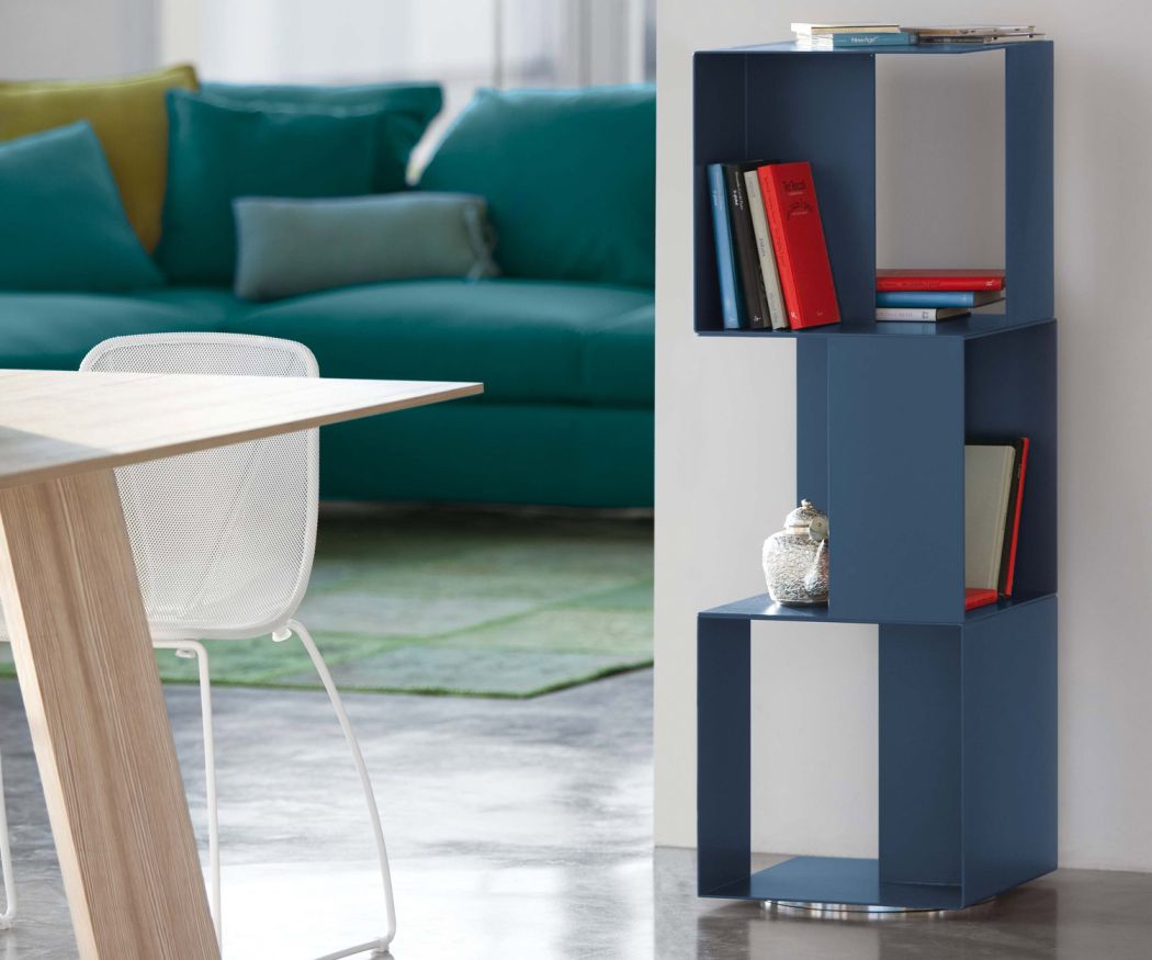 Novamobili Design standing shelf in Oceano blue stacked with three modules